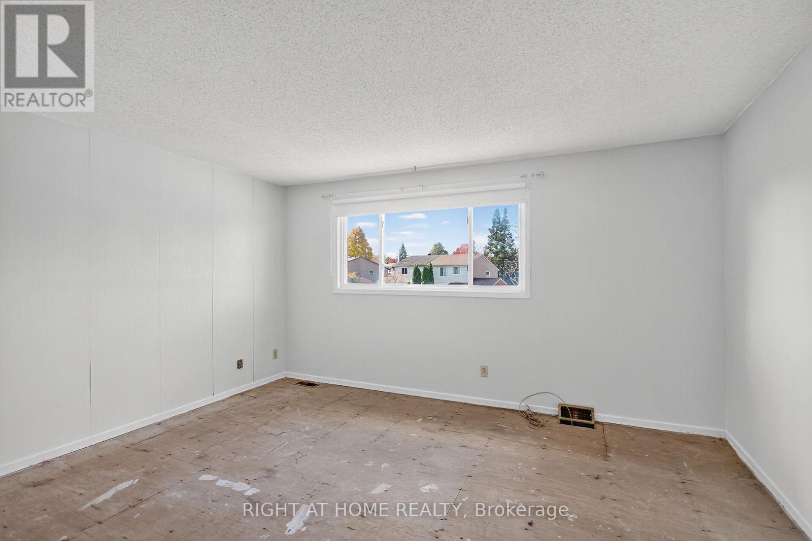 90 Sherway Drive, Ottawa, Ontario  K2J 1N8 - Photo 16 - X12494832