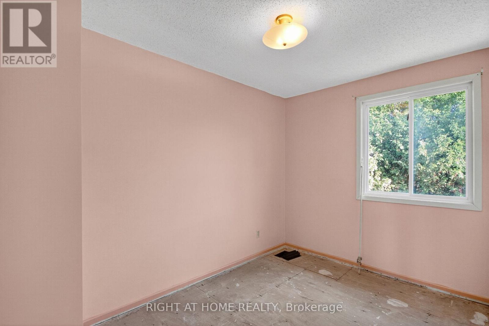 90 Sherway Drive, Ottawa, Ontario  K2J 1N8 - Photo 18 - X12494832