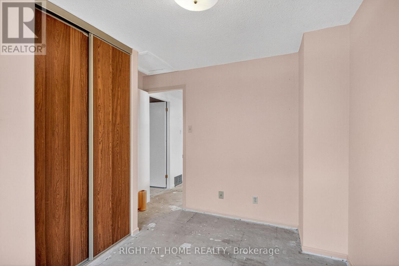 90 Sherway Drive, Ottawa, Ontario  K2J 1N8 - Photo 19 - X12494832