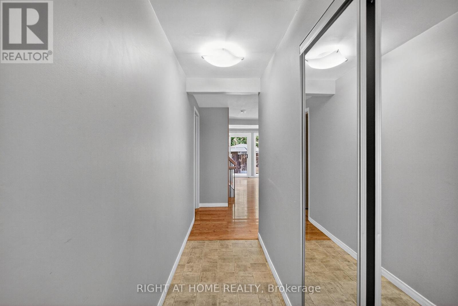 90 Sherway Drive, Ottawa, Ontario  K2J 1N8 - Photo 3 - X12494832