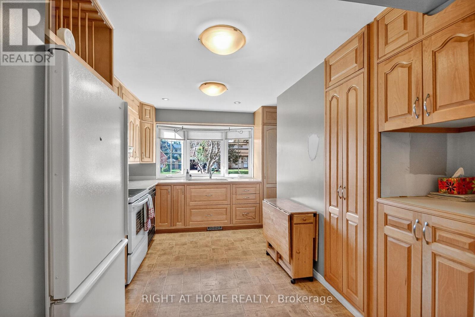 90 Sherway Drive, Ottawa, Ontario  K2J 1N8 - Photo 6 - X12494832