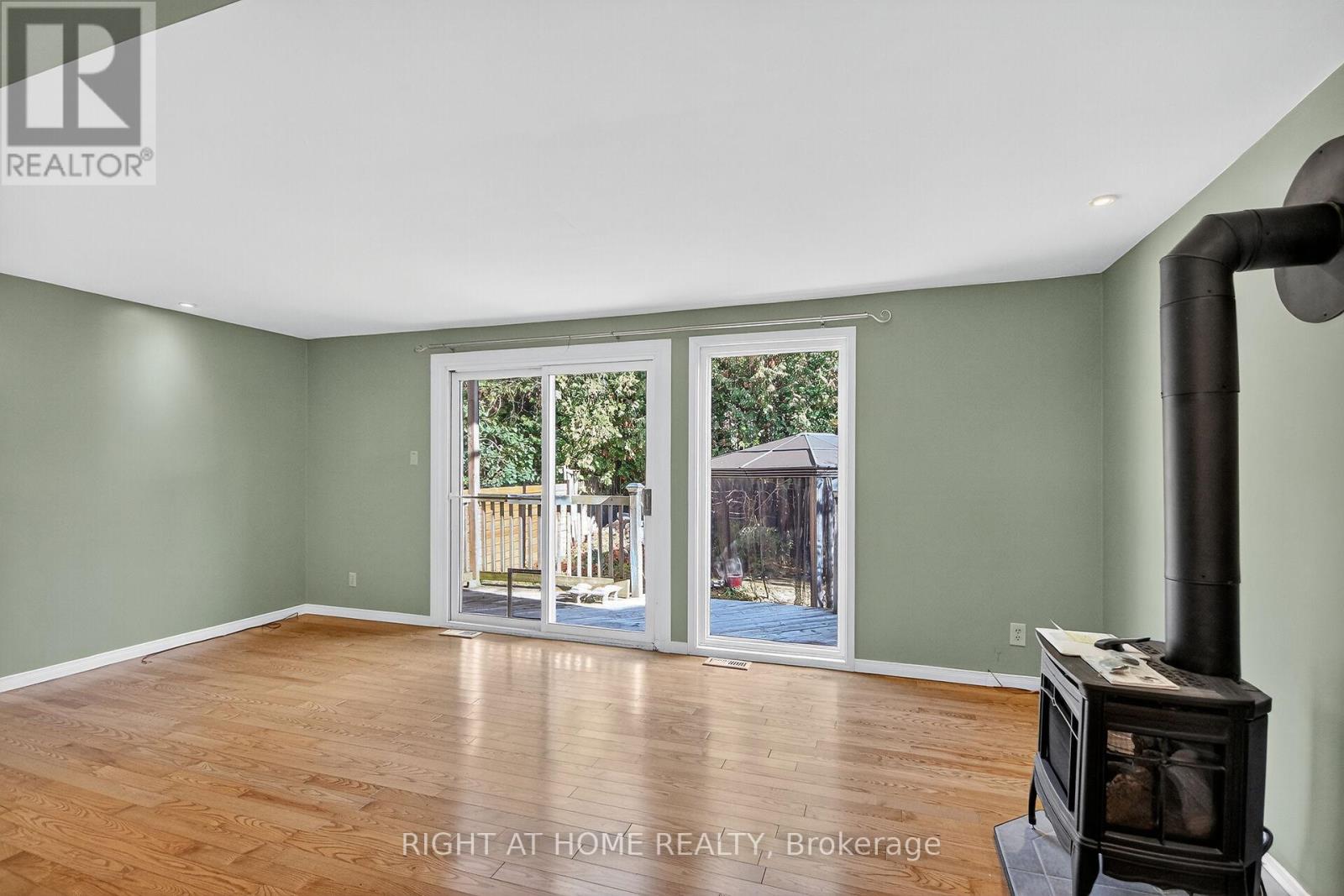 90 Sherway Drive, Ottawa, Ontario  K2J 1N8 - Photo 9 - X12494832