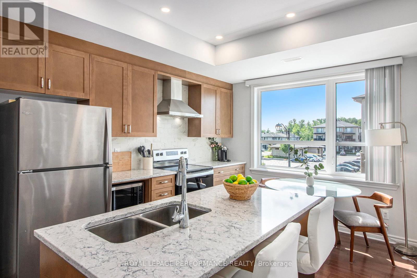 84 Carabiner Private, Ottawa, Ontario  K1W 0L7 - Photo 8 - X12494858