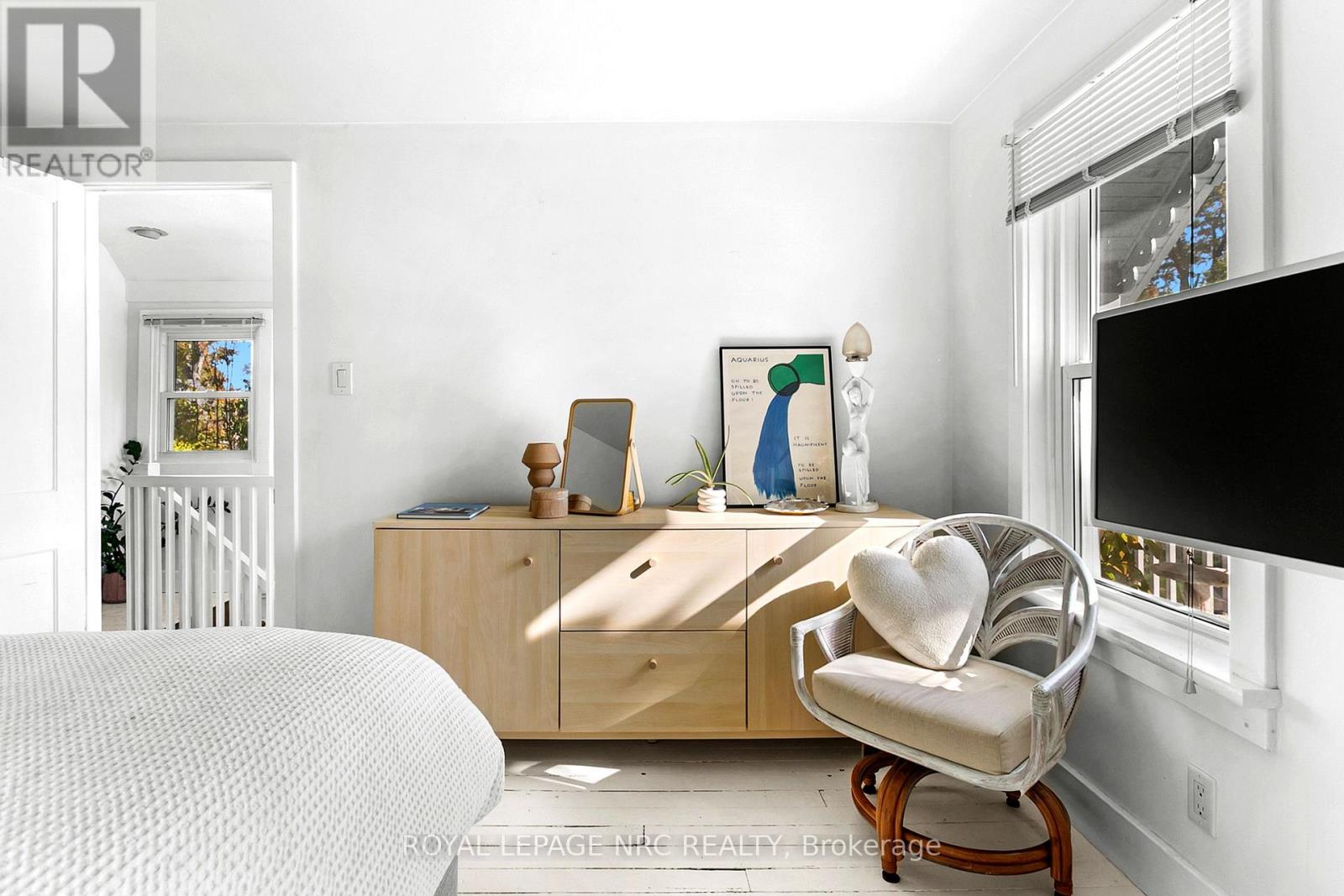 391 Cambridge Road W, Fort Erie (Crystal Beach), Ontario  L0S 1B0 - Photo 11 - X12494798