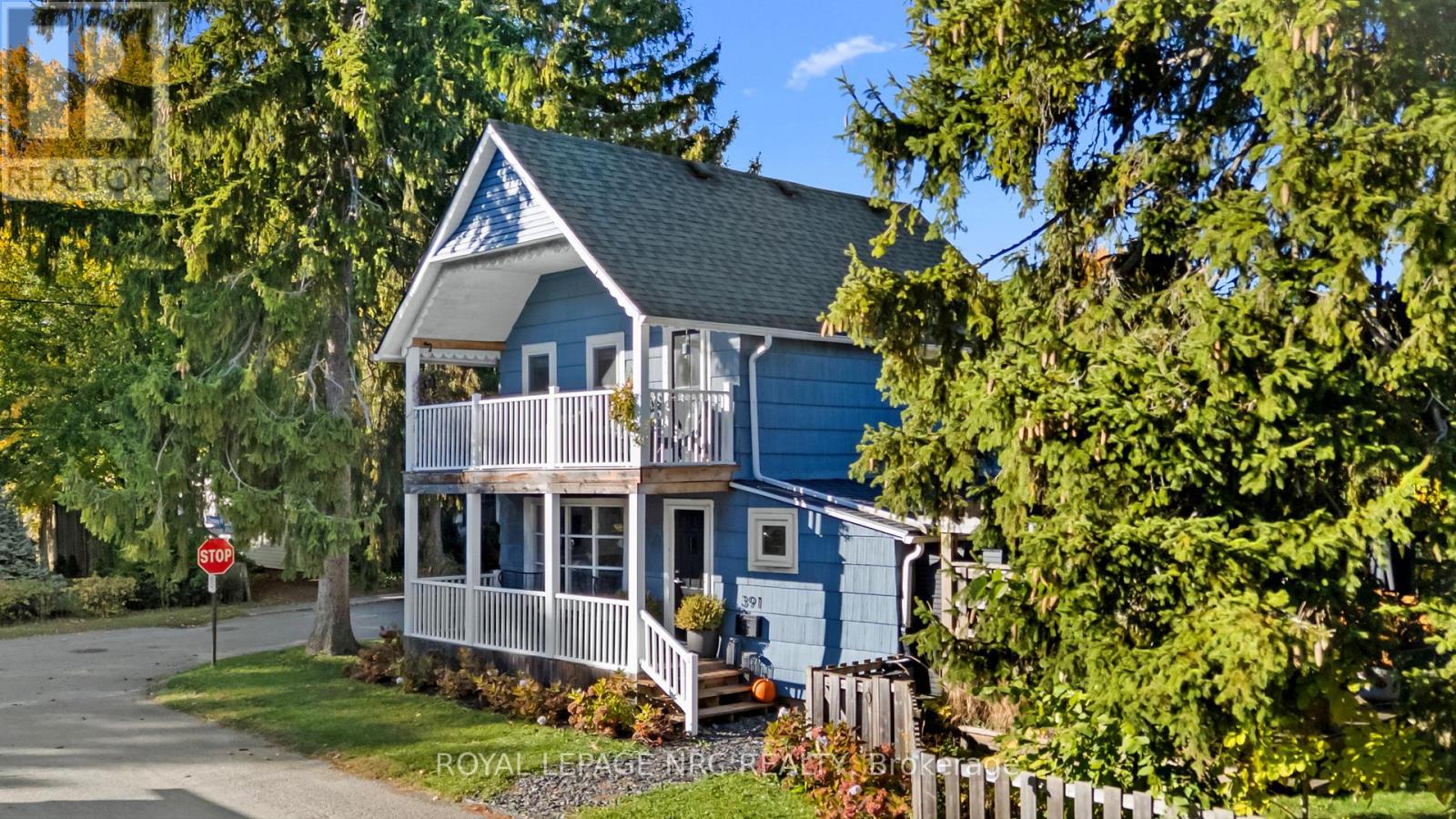 391 Cambridge Road W, Fort Erie (Crystal Beach), Ontario  L0S 1B0 - Photo 3 - X12494798