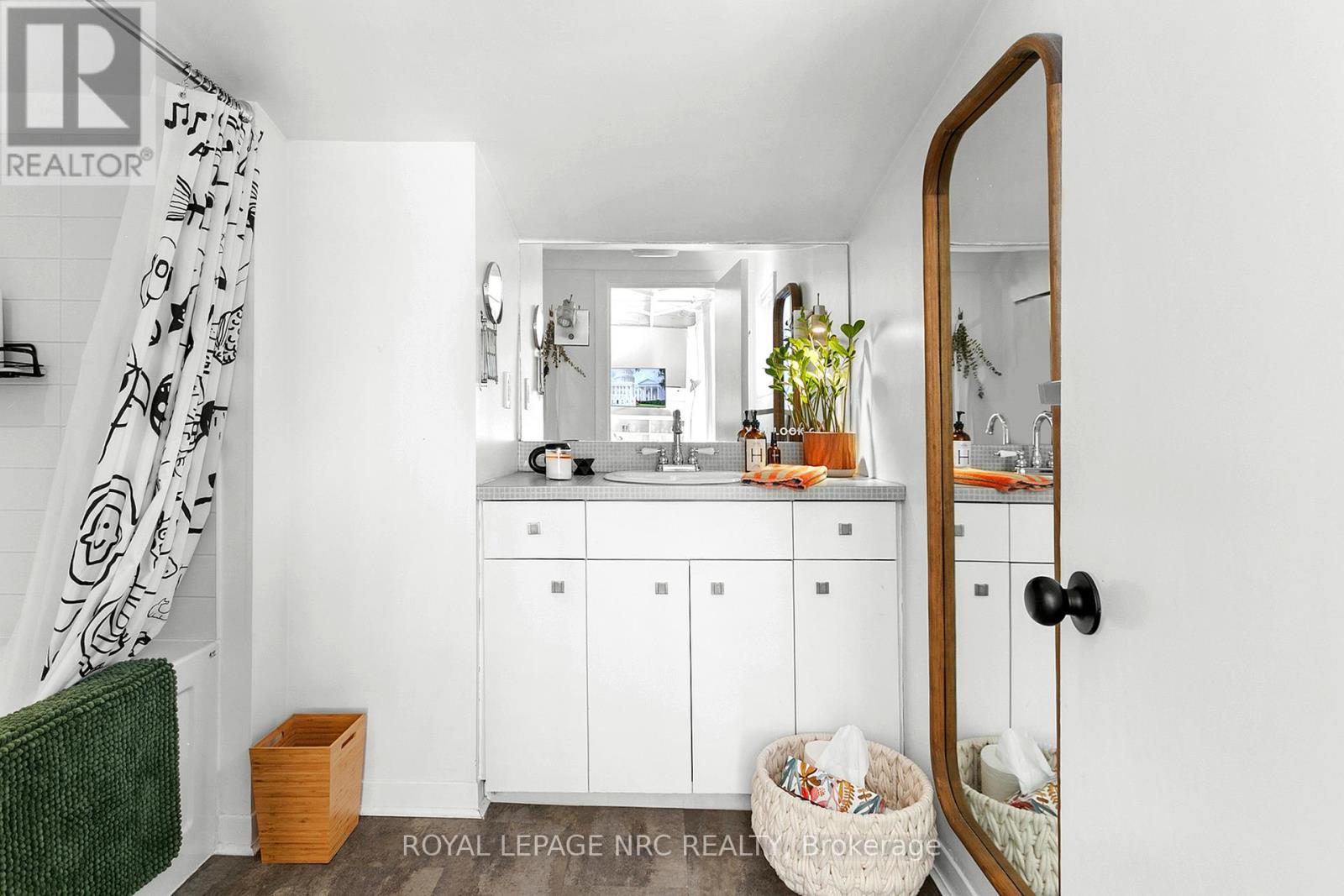 391 Cambridge Road W, Fort Erie (Crystal Beach), Ontario  L0S 1B0 - Photo 33 - X12494798