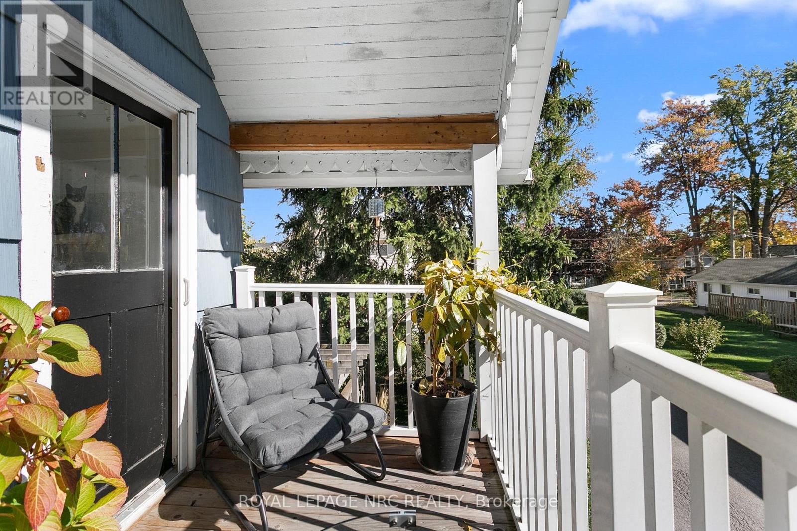 391 Cambridge Road W, Fort Erie (Crystal Beach), Ontario  L0S 1B0 - Photo 8 - X12494798