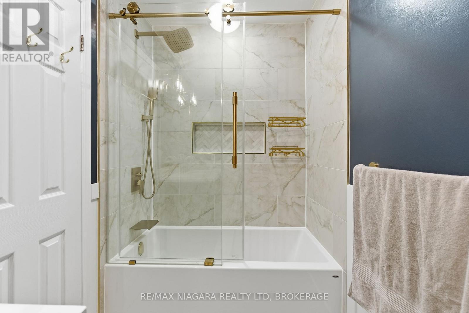 4549 Juniper Court, Lincoln (Beamsville), Ontario  L3J 0C8 - Photo 21 - X12494894