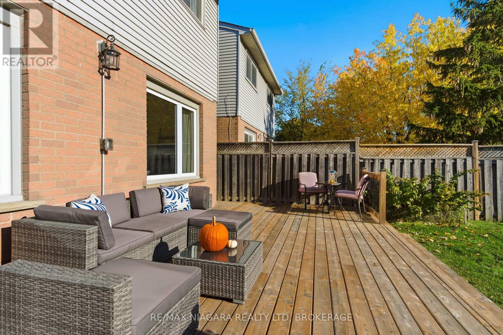 4549 Juniper Court, Lincoln (Beamsville), Ontario  L3J 0C8 - Photo 35 - X12494894