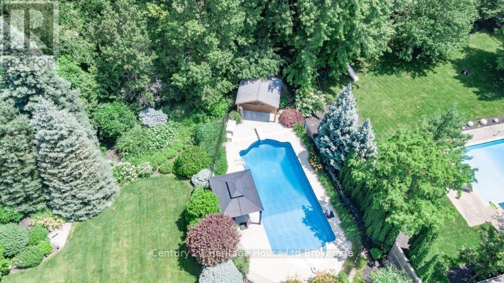 596 Lakeview Drive, Woodstock, Ontario  N4T 0A5 - Photo 2 - X12494852