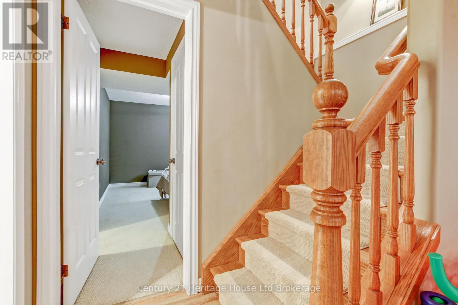 596 Lakeview Drive, Woodstock, Ontario  N4T 0A5 - Photo 24 - X12494852