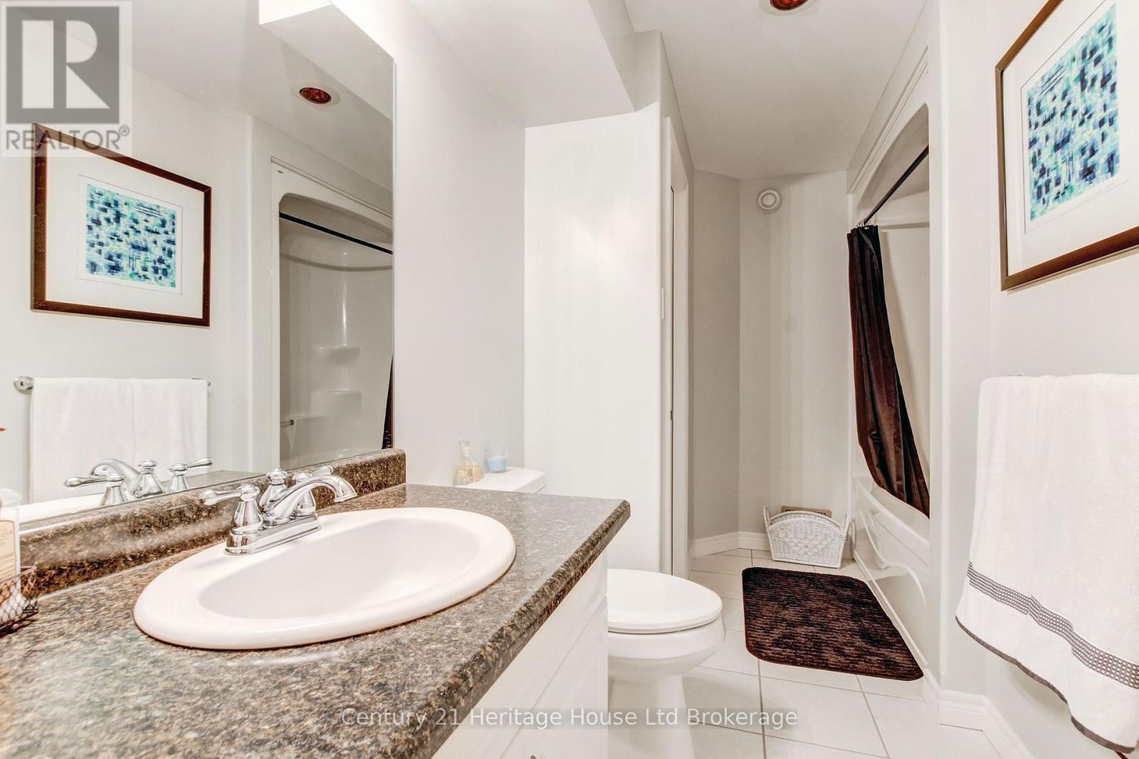 596 Lakeview Drive, Woodstock, Ontario  N4T 0A5 - Photo 31 - X12494852