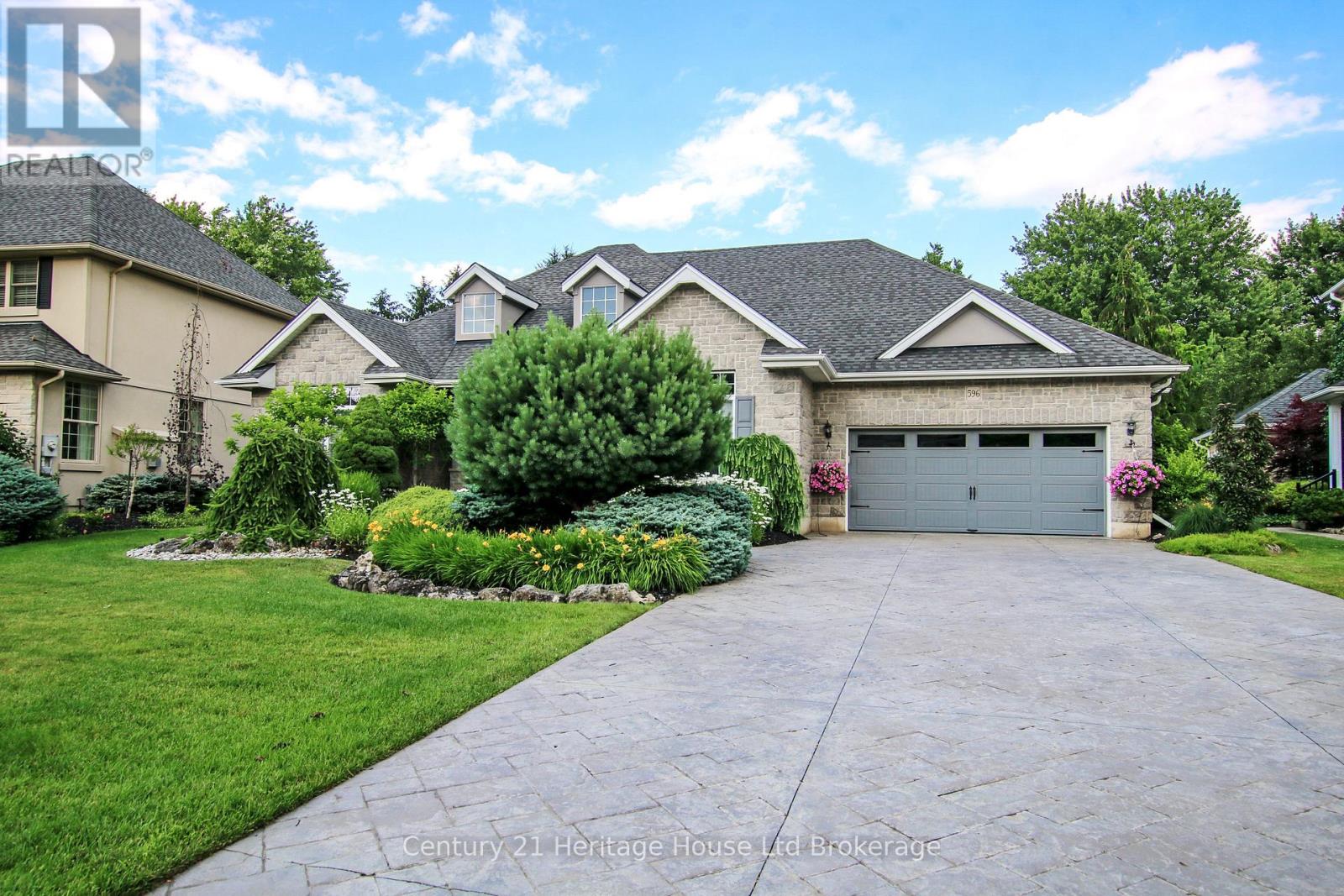 596 Lakeview Drive, Woodstock, Ontario  N4T 0A5 - Photo 6 - X12494852