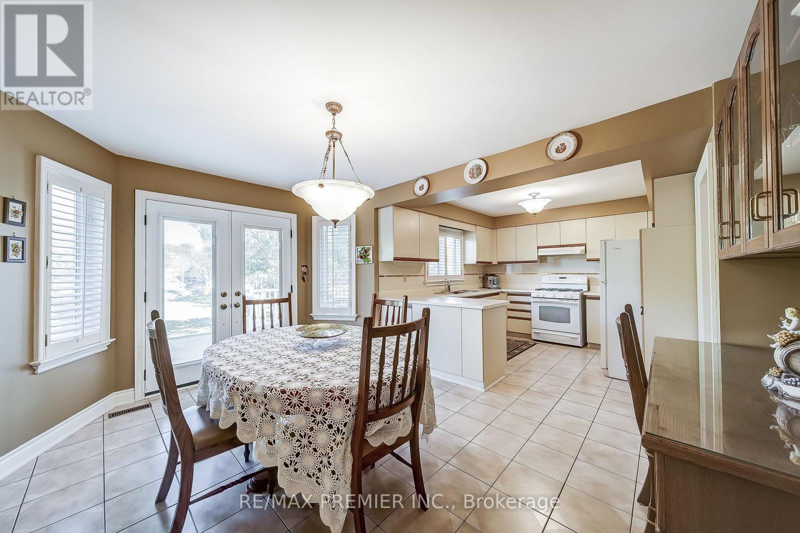 300 Belview Avenue, Vaughan, Ontario  L4L 7V7 - Photo 10 - N12442678