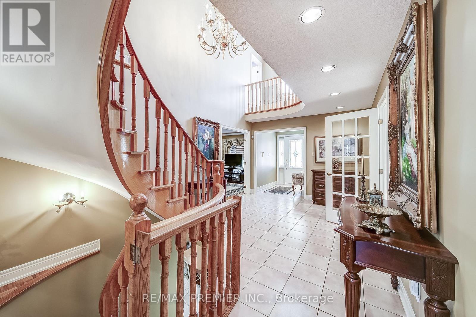 300 Belview Avenue, Vaughan, Ontario  L4L 7V7 - Photo 5 - N12442678