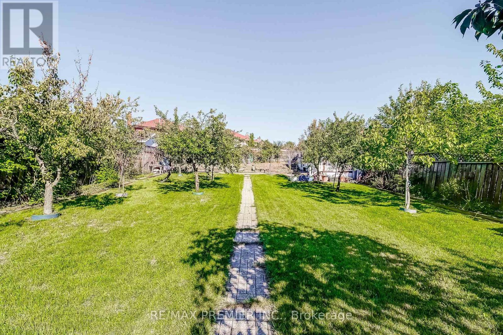 300 Belview Avenue, Vaughan, Ontario  L4L 7V7 - Photo 33 - N12442678