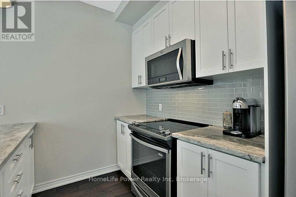 63 Southshore Crescent, Hamilton, Ontario  L8E 0J3 - Photo 10 - X12494826