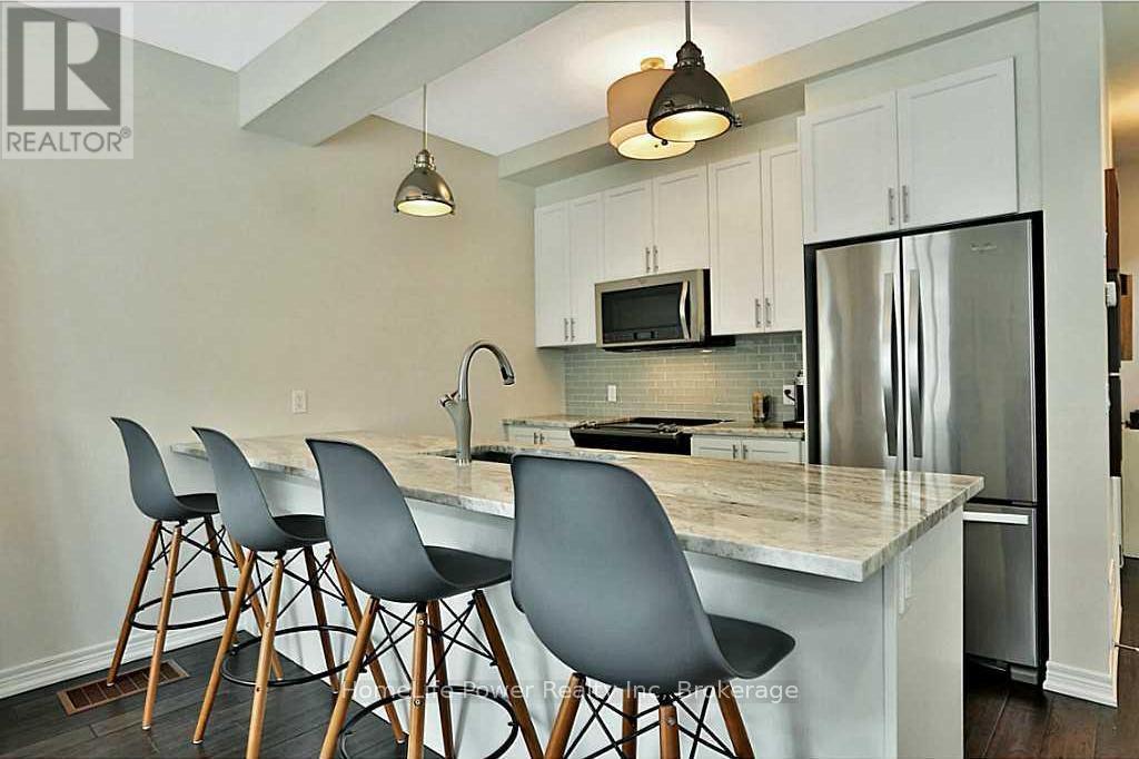 63 Southshore Crescent, Hamilton, Ontario  L8E 0J3 - Photo 9 - X12494826