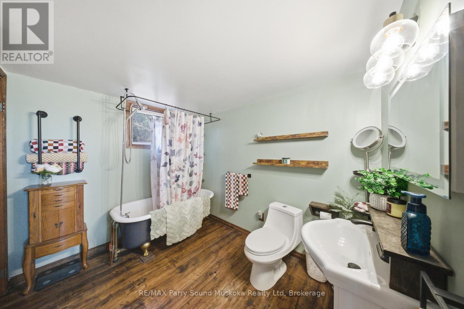 520 Centre Road, Mckellar, Ontario  P2A 0B4 - Photo 13 - X12494882