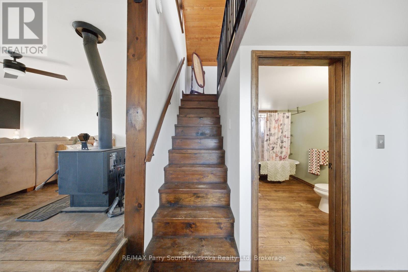 520 Centre Road, Mckellar, Ontario  P2A 0B4 - Photo 14 - X12494882