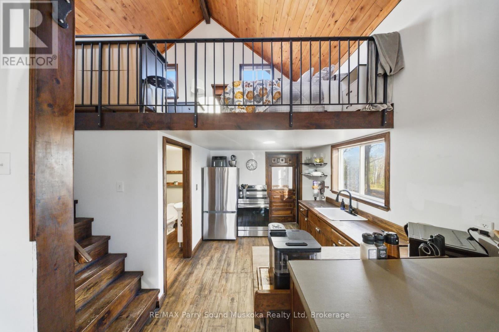 520 Centre Road, Mckellar, Ontario  P2A 0B4 - Photo 5 - X12494882