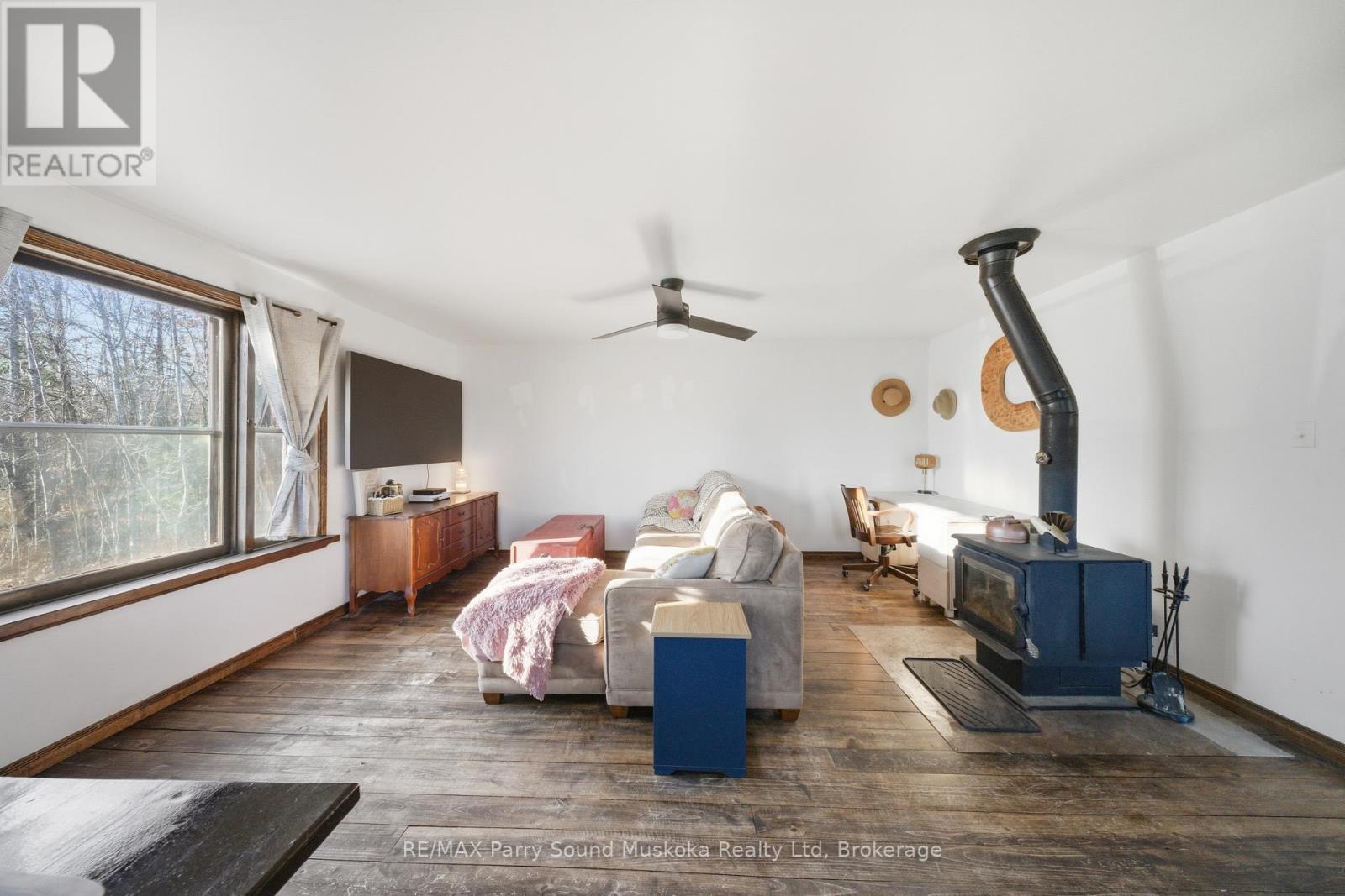 520 Centre Road, Mckellar, Ontario  P2A 0B4 - Photo 8 - X12494882