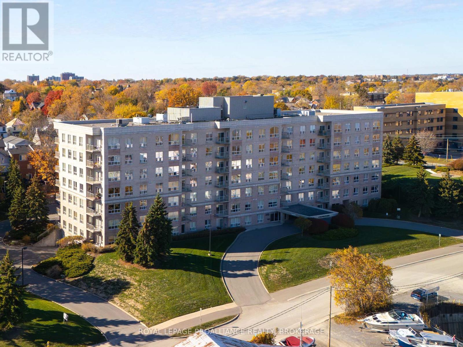 205 - 350 Wellington Street, Kingston, Ontario  K7K 7J7 - Photo 2 - X12494760