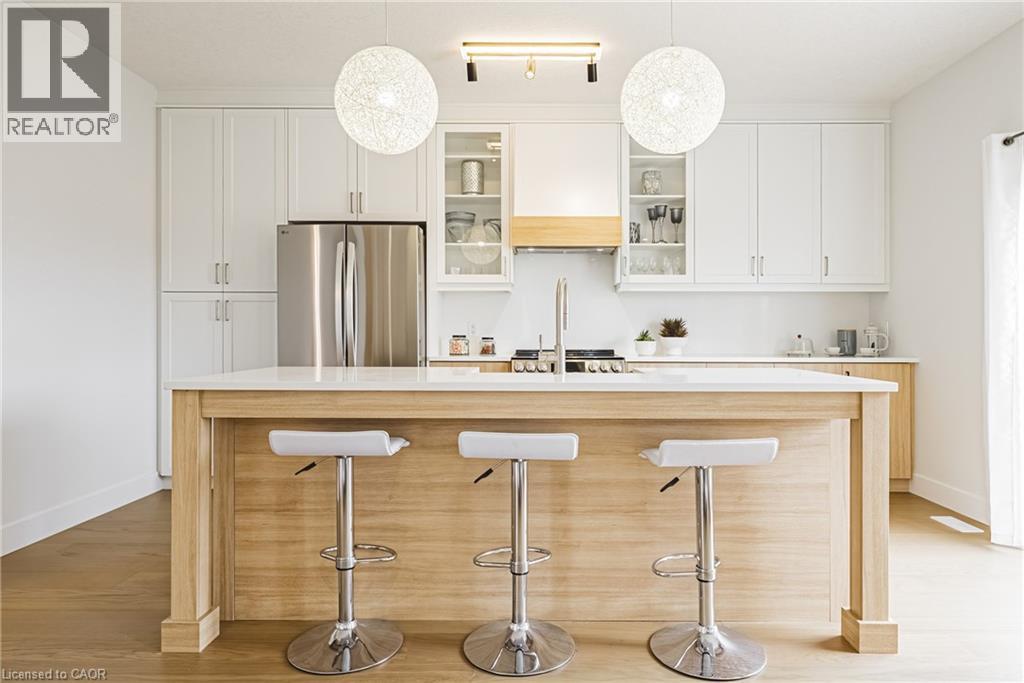 546 Benninger Drive, Kitchener, Ontario  N2E 0E9 - Photo 5 - 40781072