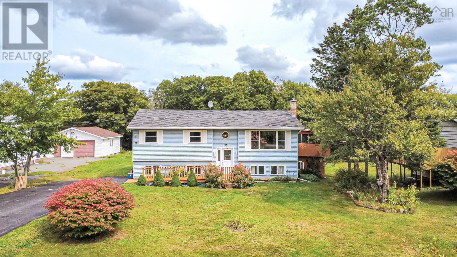 19 Walker Street, Lake Echo, Nova Scotia  B3E 1M4 - Photo 32 - 202523289