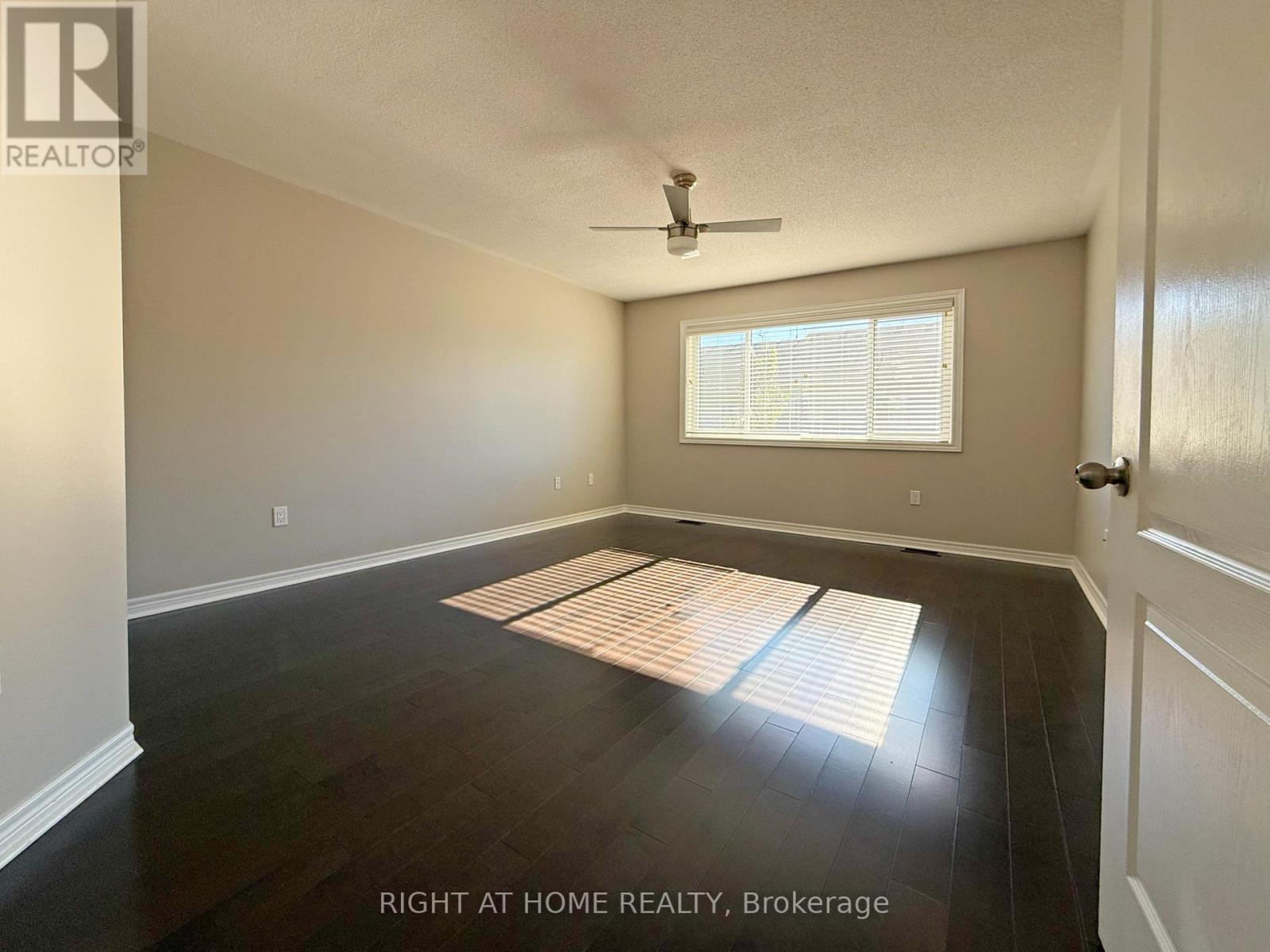 1294 Baseline Road, Hamilton, Ontario  L8E 0E4 - Photo 17 - X12492046