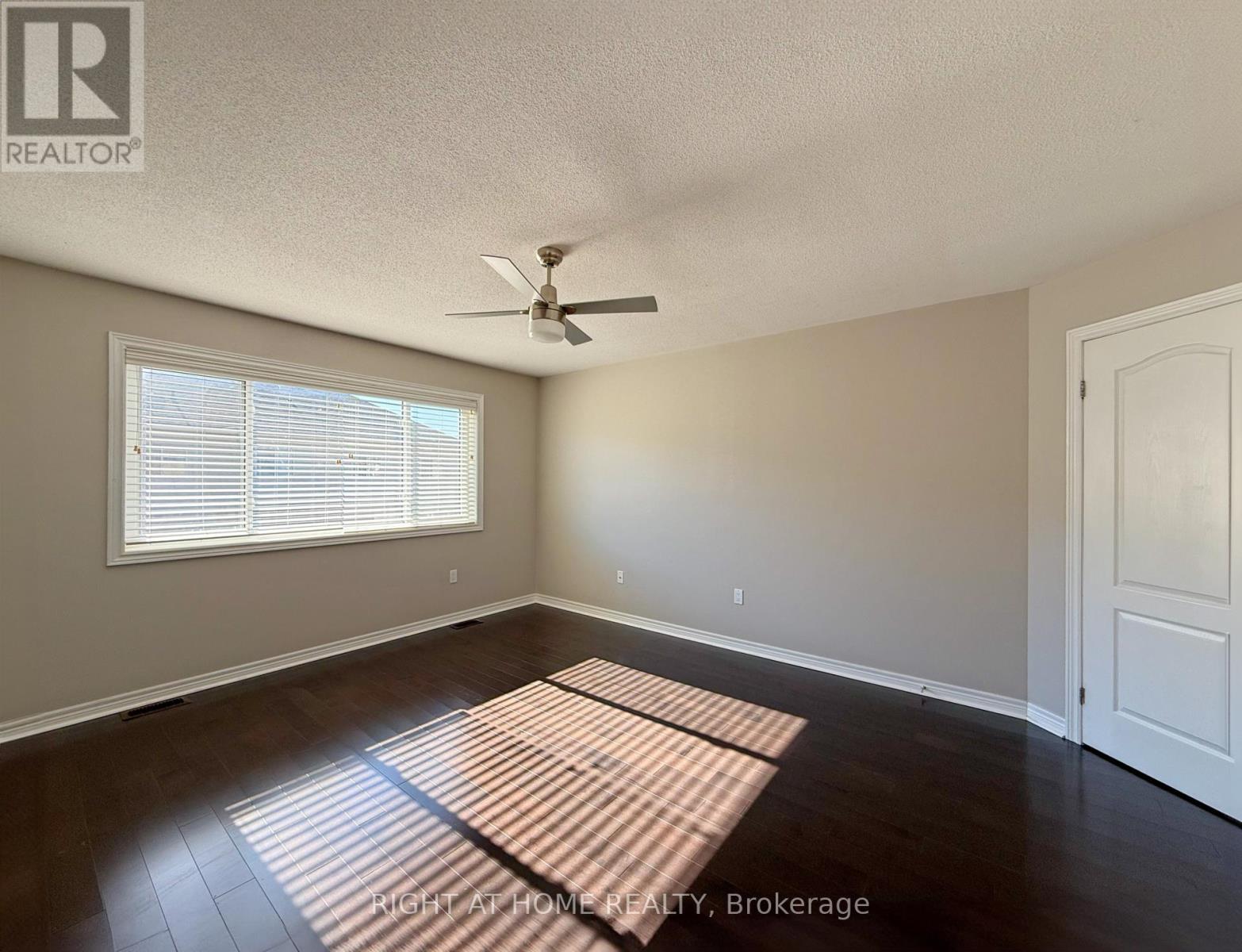 1294 Baseline Road, Hamilton, Ontario  L8E 0E4 - Photo 18 - X12492046