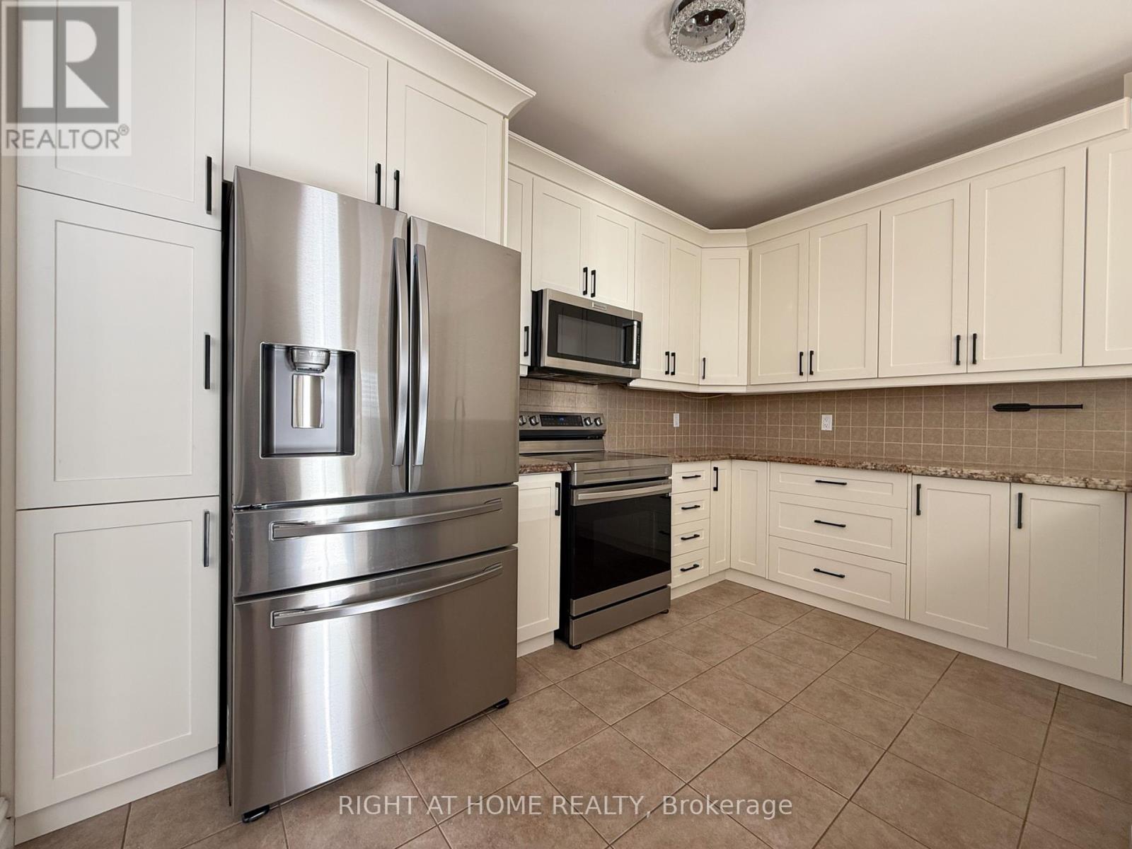 1294 Baseline Road, Hamilton, Ontario  L8E 0E4 - Photo 8 - X12492046