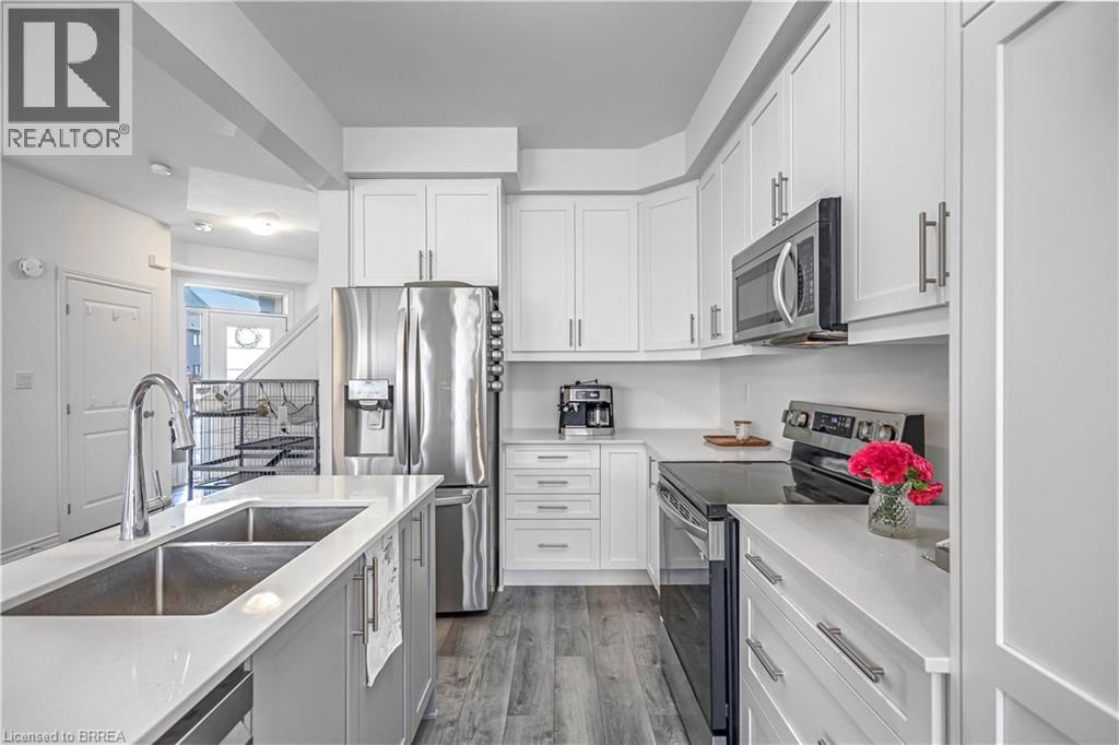 29 Bellhouse Avenue, Brantford, Ontario  N3T 0T7 - Photo 7 - 40784592