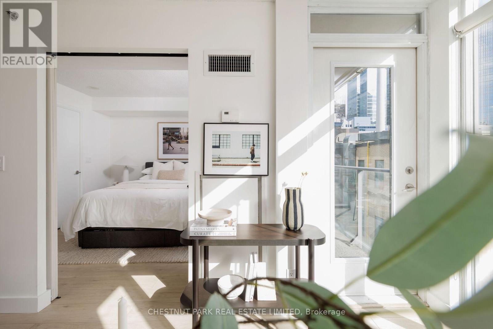 501 - 21 Nelson Street, Toronto, Ontario  M5V 3H9 - Photo 13 - C12494774