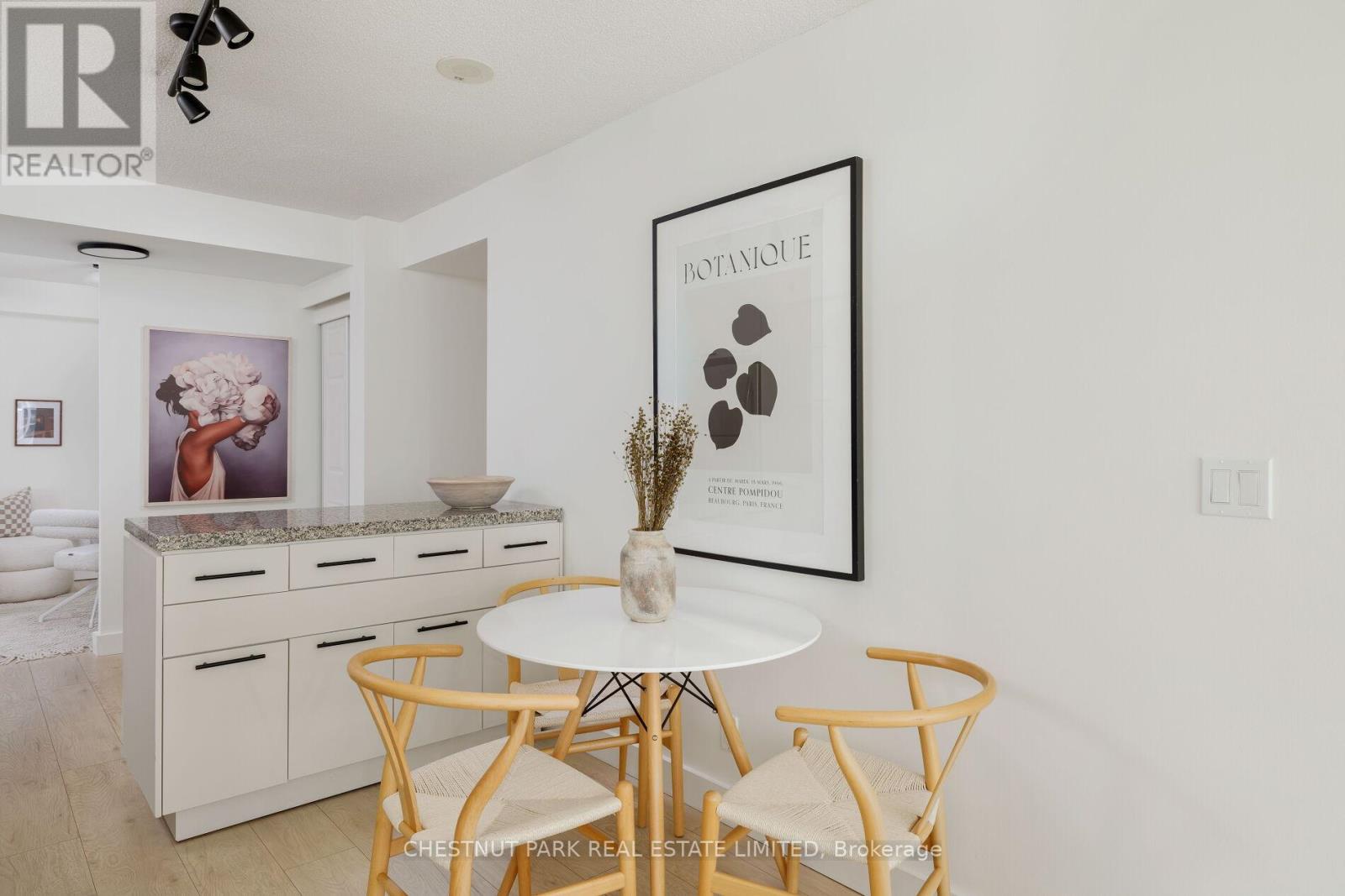 501 - 21 Nelson Street, Toronto, Ontario  M5V 3H9 - Photo 19 - C12494774