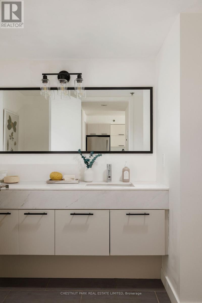 501 - 21 Nelson Street, Toronto, Ontario  M5V 3H9 - Photo 26 - C12494774