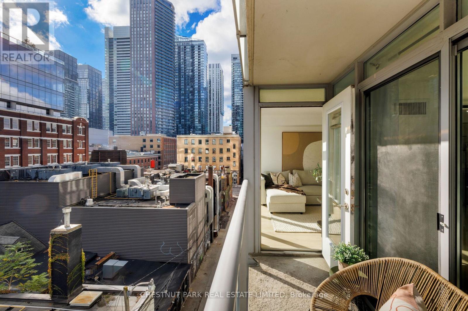 501 - 21 Nelson Street, Toronto, Ontario  M5V 3H9 - Photo 30 - C12494774