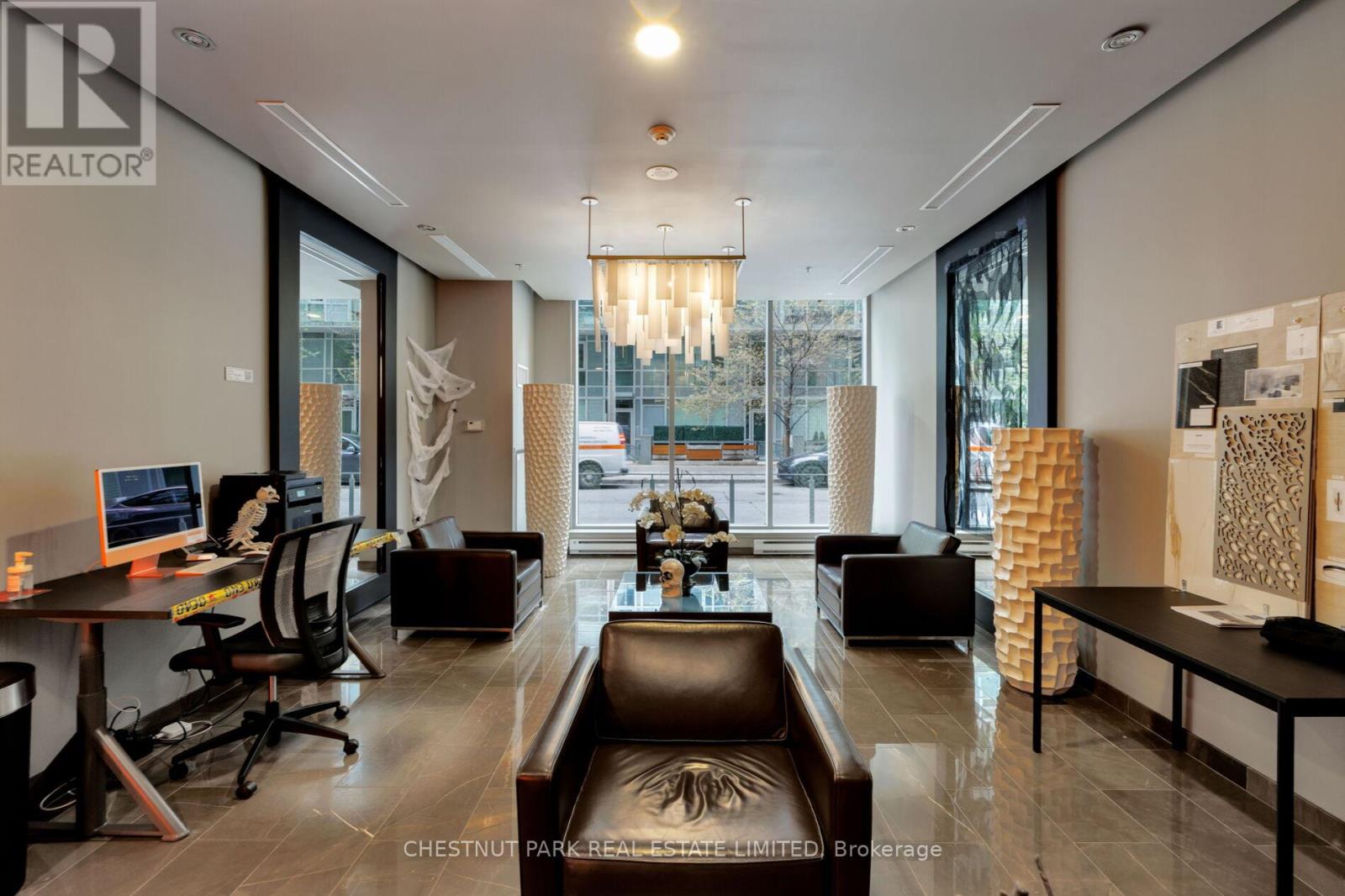 501 - 21 Nelson Street, Toronto, Ontario  M5V 3H9 - Photo 34 - C12494774