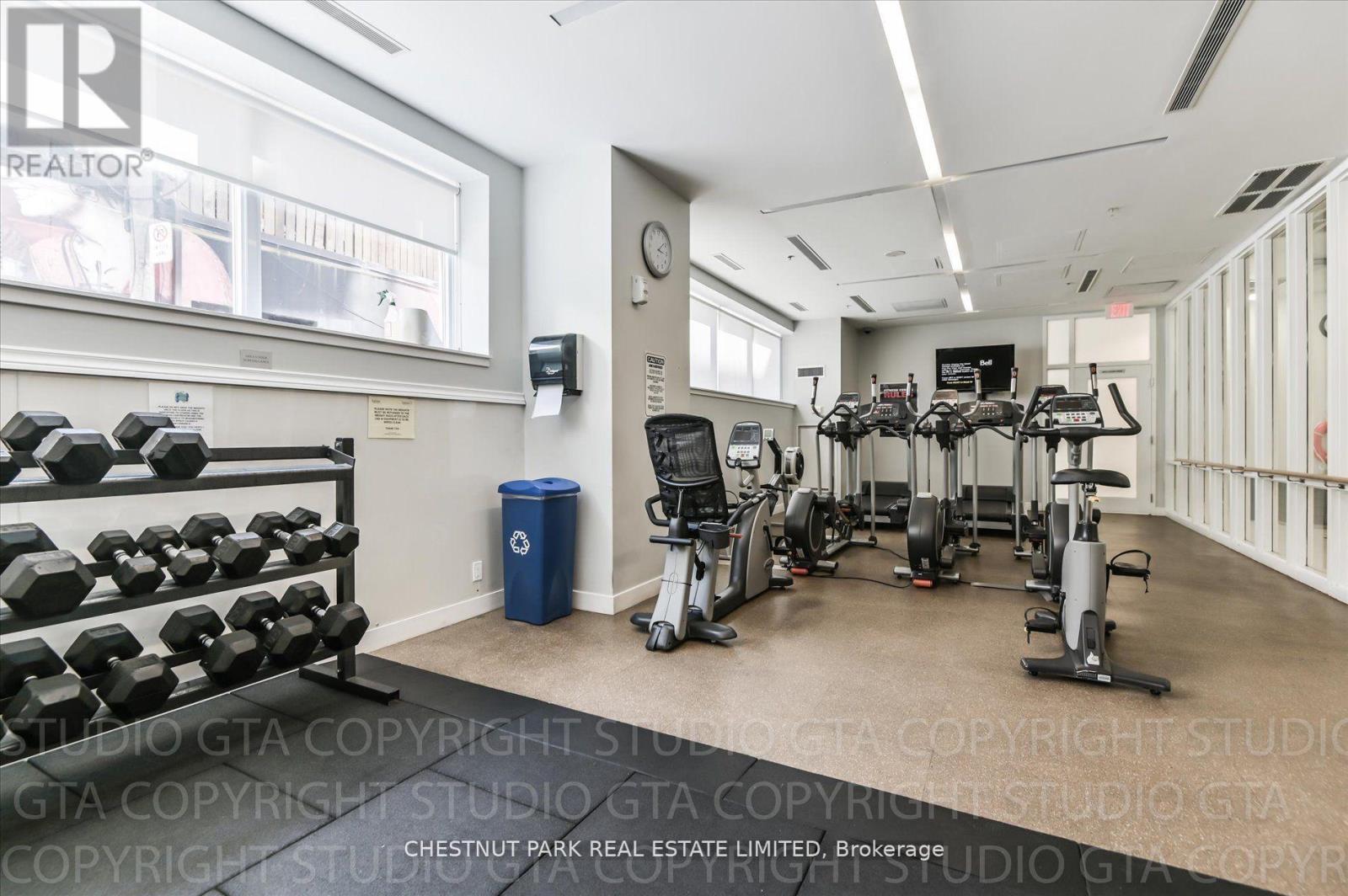 501 - 21 Nelson Street, Toronto, Ontario  M5V 3H9 - Photo 35 - C12494774