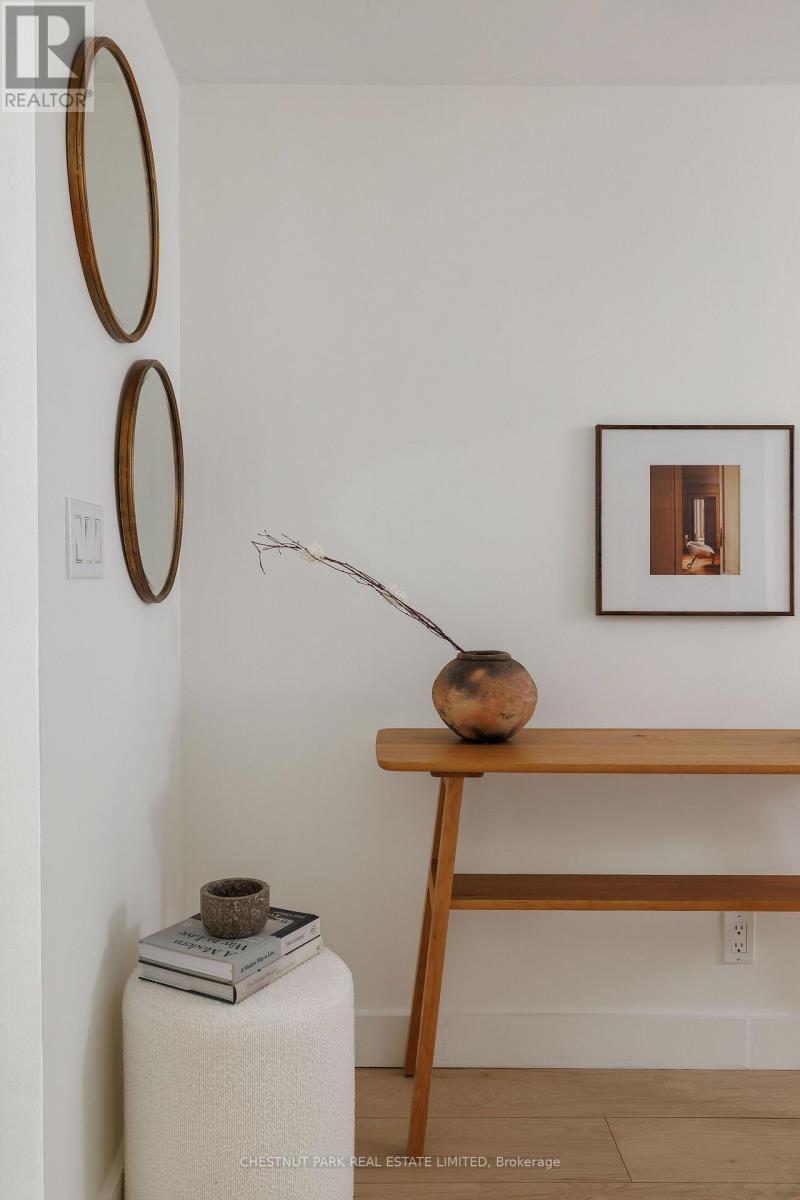 501 - 21 Nelson Street, Toronto, Ontario  M5V 3H9 - Photo 4 - C12494774