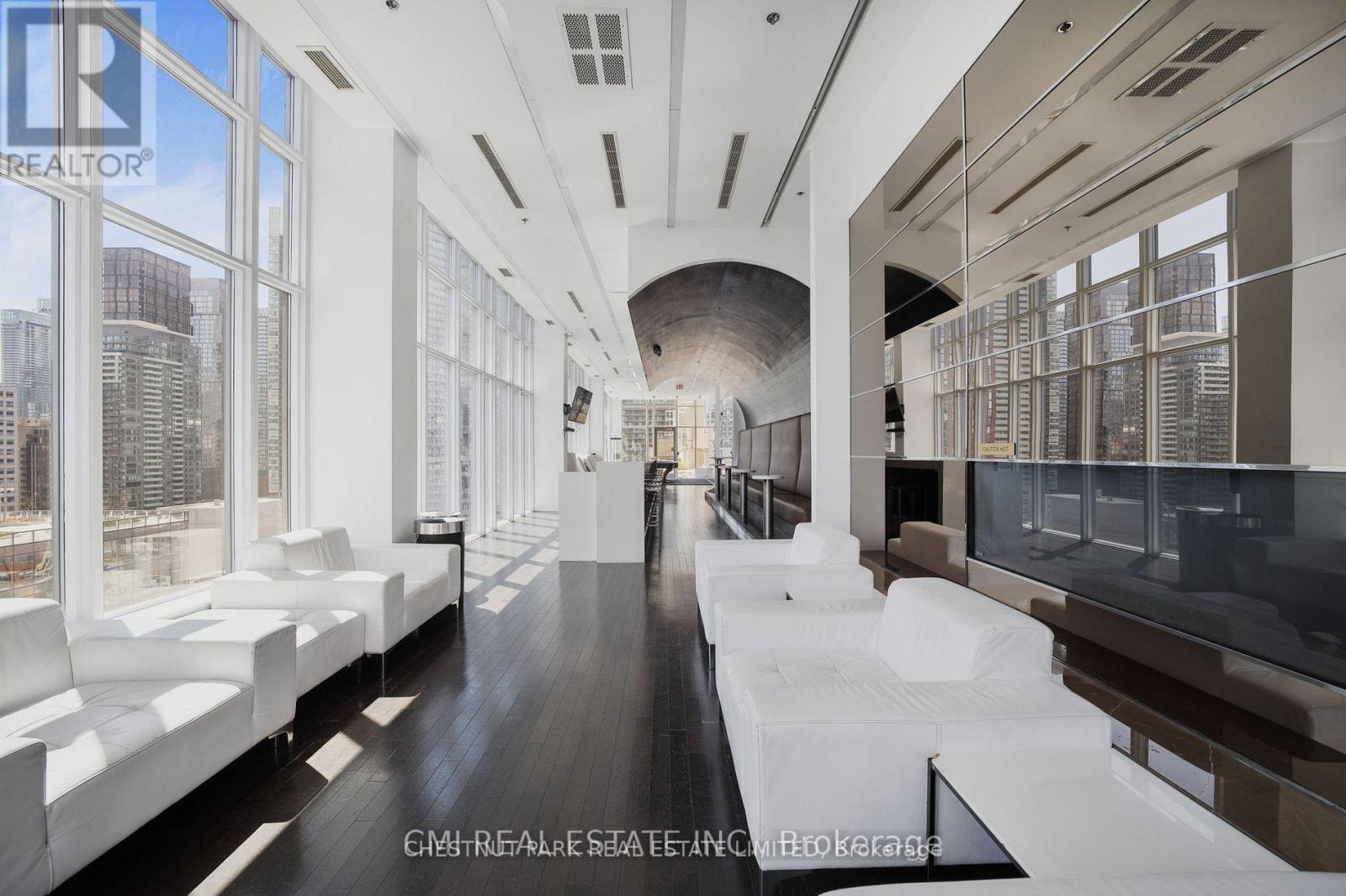 501 - 21 Nelson Street, Toronto, Ontario  M5V 3H9 - Photo 43 - C12494774