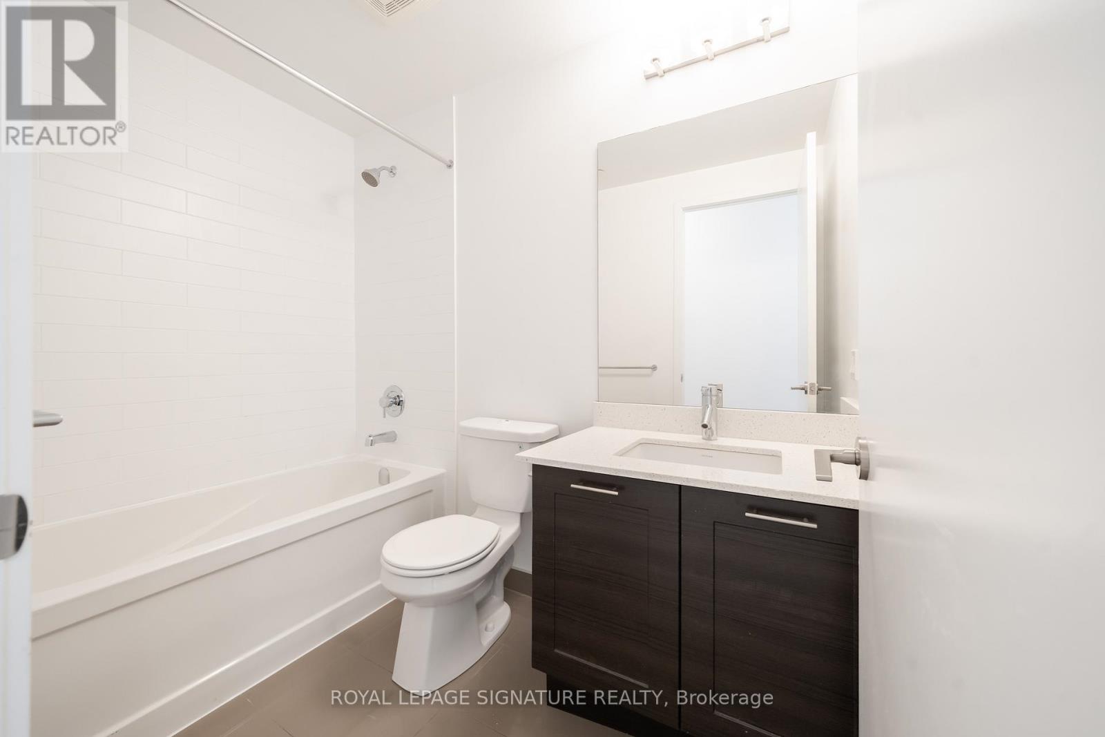 1106 - 20 Bruyeres Mews, Toronto, Ontario  M5V 0G8 - Photo 8 - C12494838