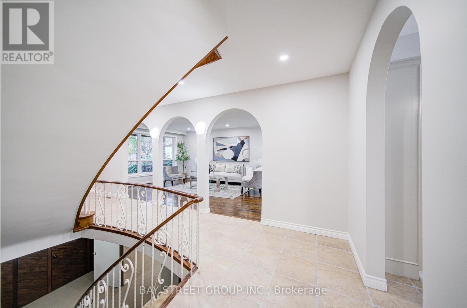 41 Covewood Street, Toronto, Ontario  M2M 2Z2 - Photo 21 - C12494868