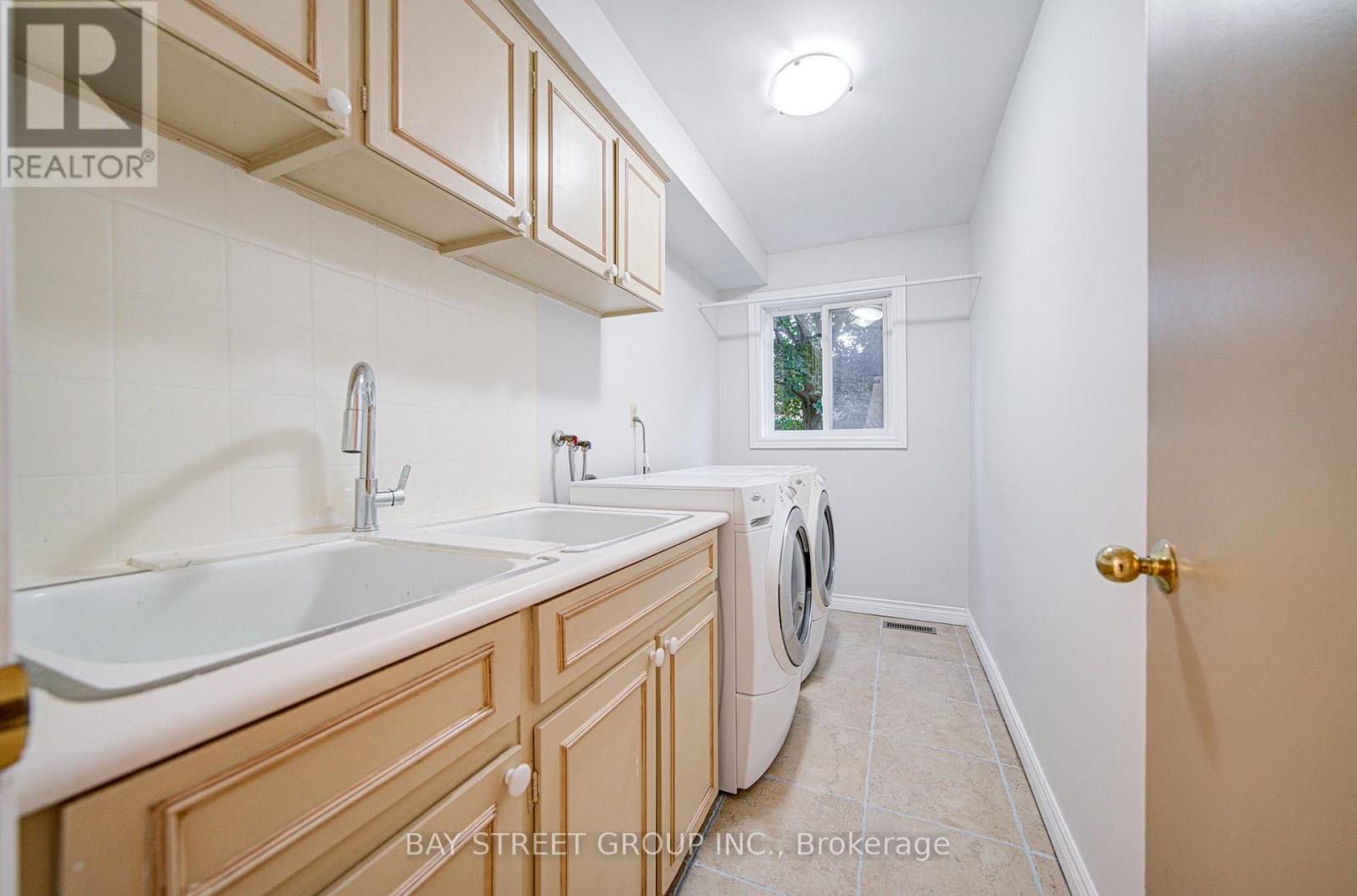 41 Covewood Street, Toronto, Ontario  M2M 2Z2 - Photo 23 - C12494868