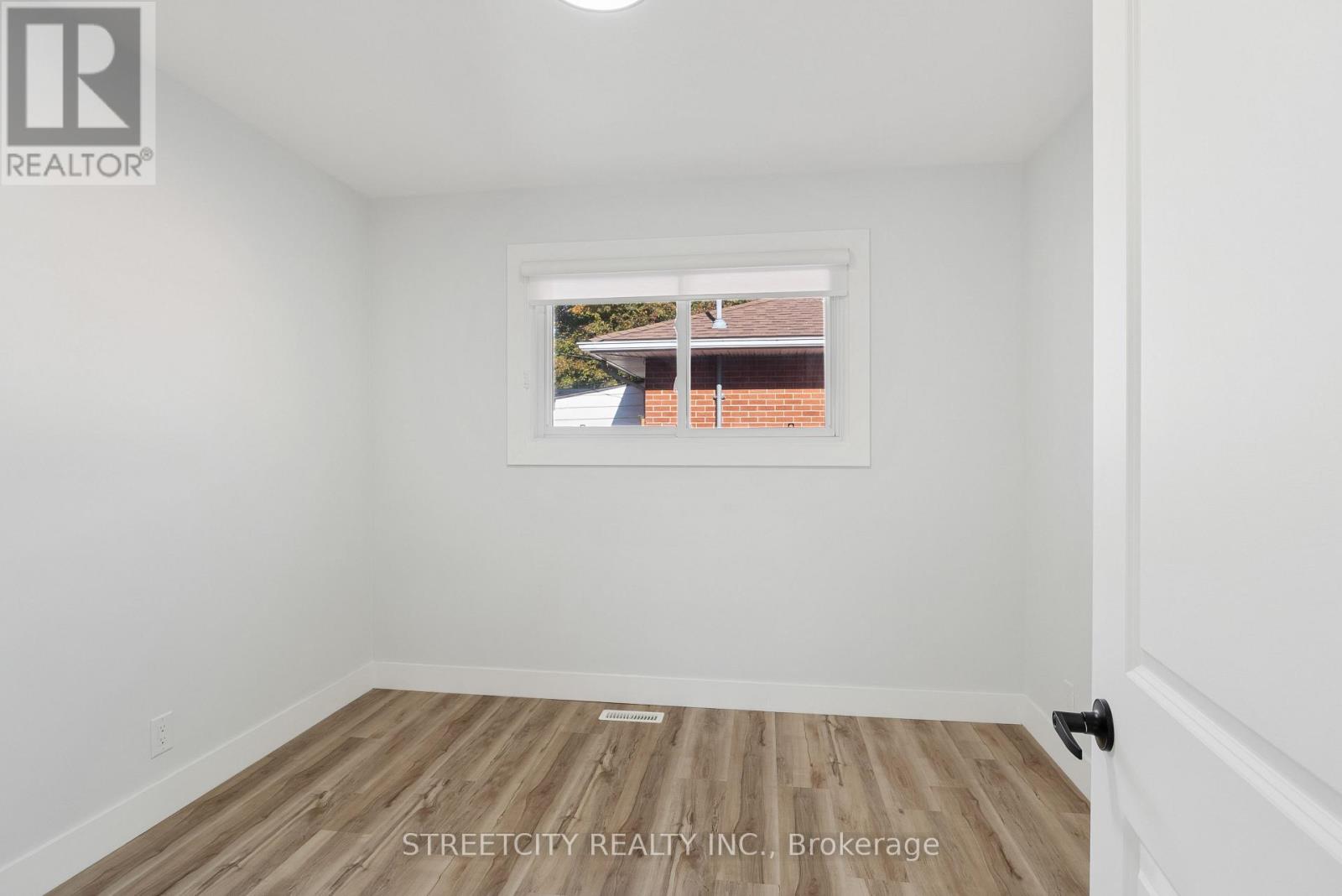 53 Susan Avenue, London East, Ontario  N5V 2G1 - Photo 14 - X12494776