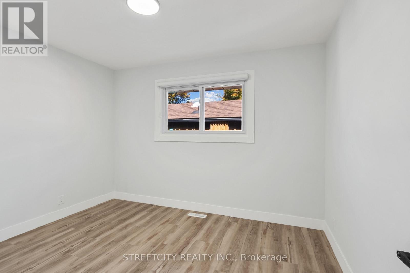 53 Susan Avenue, London East, Ontario  N5V 2G1 - Photo 16 - X12494776