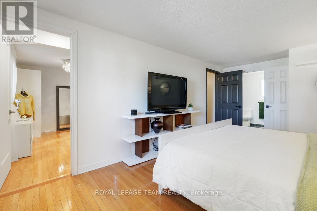 28 Holitman Drive, Ottawa, Ontario  K2J 2A9 - Photo 24 - X12492060