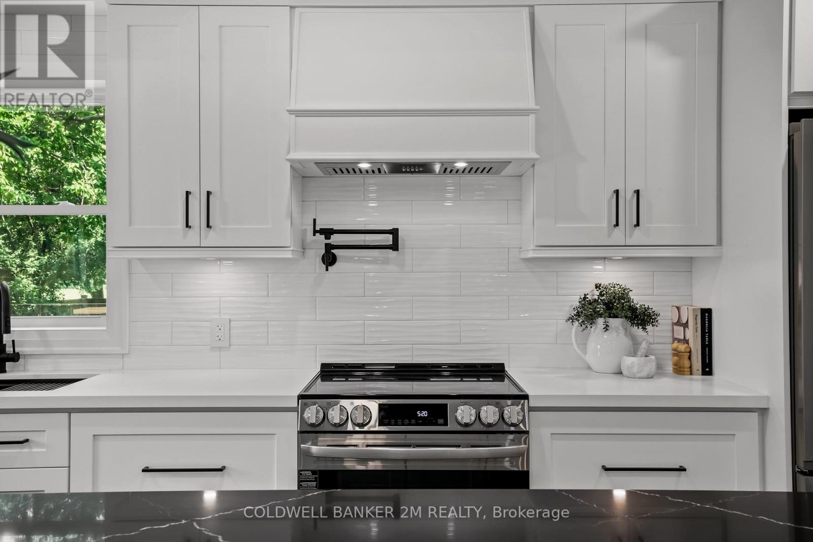 128 Buckingham Avenue, Oshawa (O'neill), Ontario  L1G 2K5 - Photo 17 - E12495194