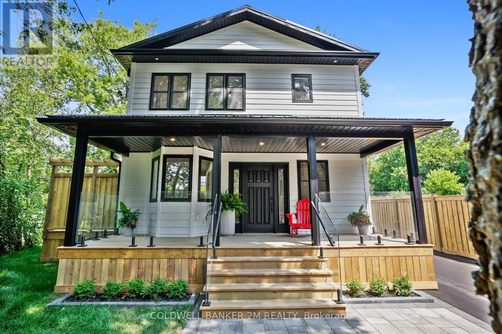 128 Buckingham Avenue, Oshawa (O'neill), Ontario  L1G 2K5 - Photo 2 - E12495194