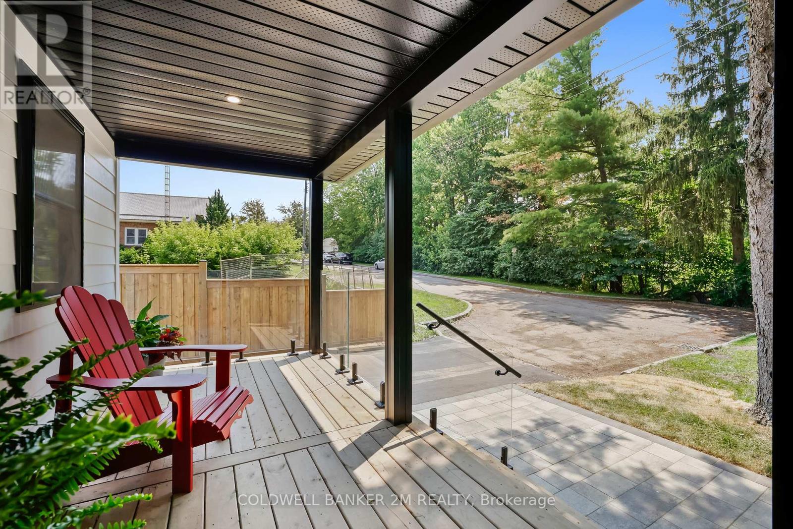 128 Buckingham Avenue, Oshawa (O'neill), Ontario  L1G 2K5 - Photo 3 - E12495194